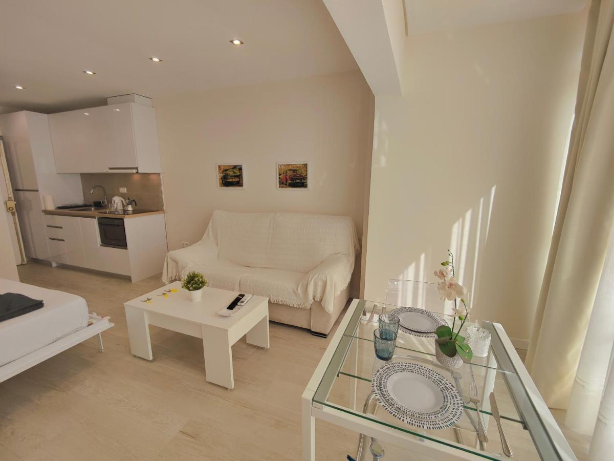 Coconut Begona Studio City Center By Namaste Elite Torremolinos Extérieur photo